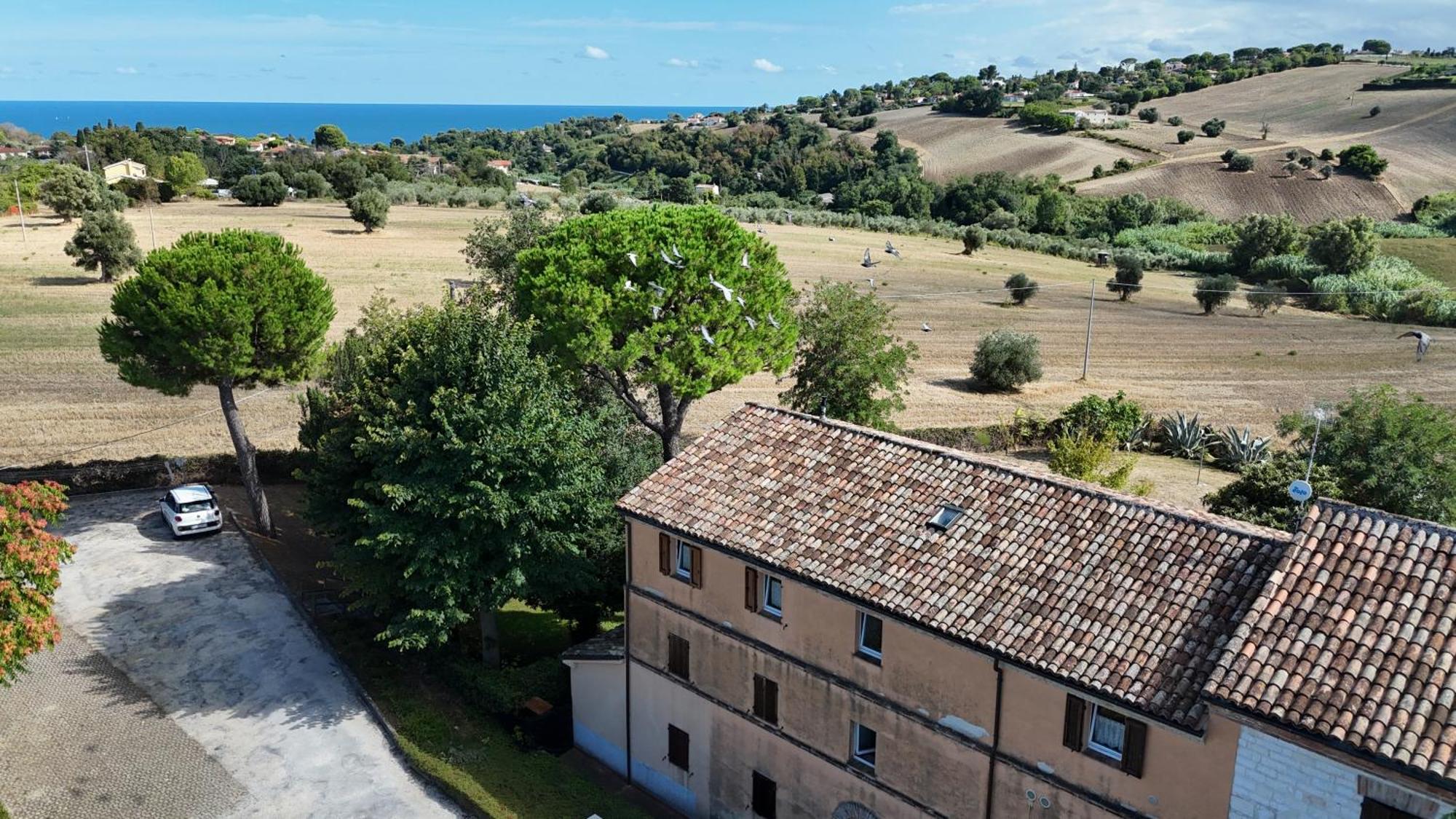 S214 - Sirolo, Trilocale Con Giardino In Zona Tranquilla Apartment ภายนอก รูปภาพ